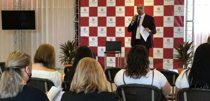 DILOGO COM LOJISTAS E DISTRIBUIO DE MATERIAIS MARCAM AO ESPECIAL DO PROCON NO PARTAGE