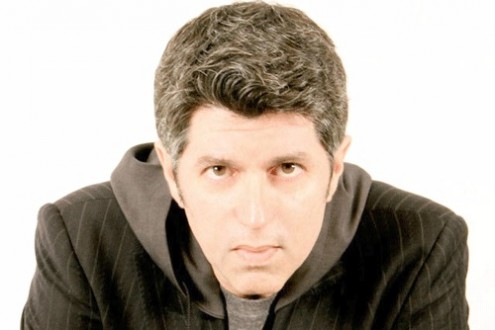 SHOW GRATUITO DO CANTOR LEONI OCORRER NESTE SBADO (A apresentao integra a programao do Ms dos Namorados do Partage Shopping Rio Grande)