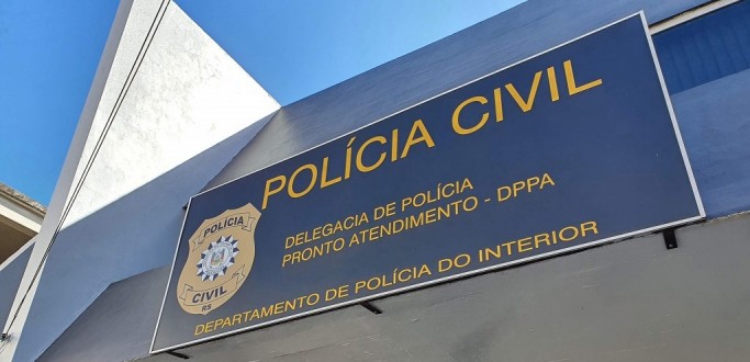 HOMEM QUE FURTOU VECULO, ATROPELOU E MATOU MORADOR DE RUA  PRESO PELA PC