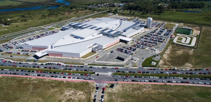 PARTAGE SHOPPING CONTA COM HOR�RIO ESPECIAL PARA A TEMPORADA