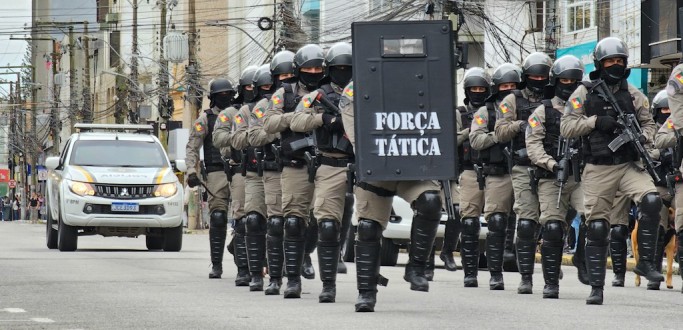 DESFILES MARCAM O DIA DA REVOLUO FARROUPILHA, EM RG