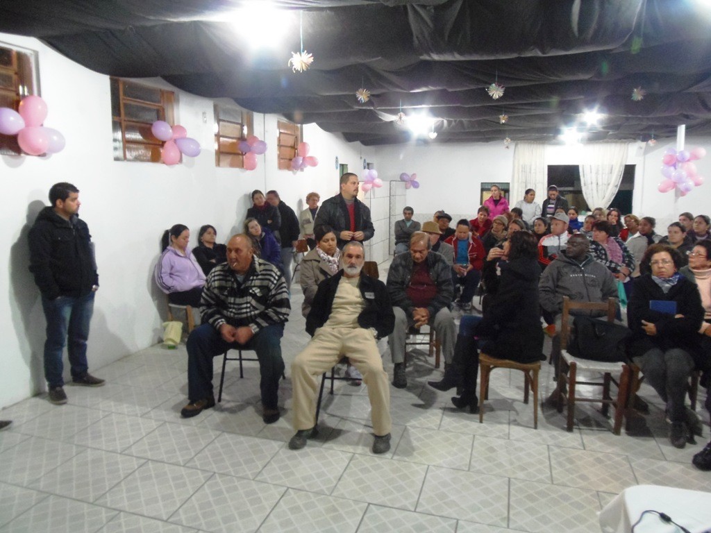 POLCIA COMUNITRIA REALIZOU REUNIO NO BAIRRO PARQUE SO PEDRO