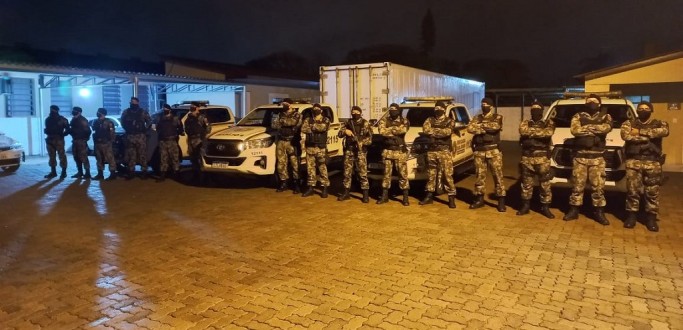 5� BPCHQ CHEGA A CAMAQU� PARA REFOR�AR O POLICIAMENTO E CONTER OS HOMIC�DIOS