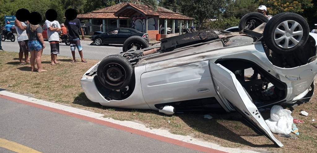 ACIDENTE NA ERS 734 DEIXA DUAS PESSOAS FERIDAS, NAS PROXIMIDADES DO BOLAXA
