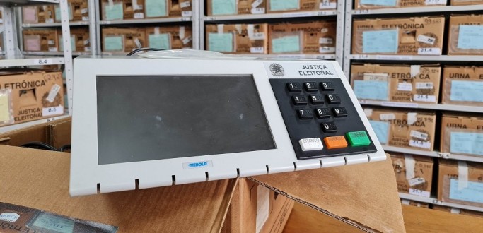 MAIS DE 150 MIL ELEITORES EST�O APTOS A VOTAR EM RIO GRANDE NO PRIMEIRO TURNO