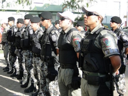 6 BPM REALIZOU O LANAMENTO DA OPERAO PAPAI NOEL