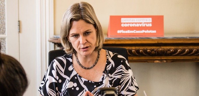 PREFEITA DE PELOTAS DIVULGA NOVAS MEDIDAS DE CONTENO  COVID-19