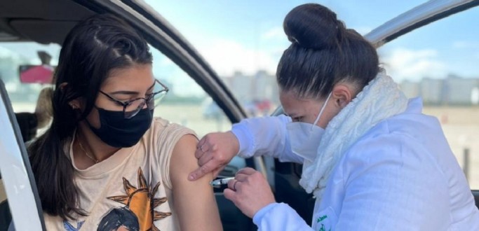 S�BADO SER� DE SEGUNDA DOSE DE VACINA��O NO PRA�A SHOPPING