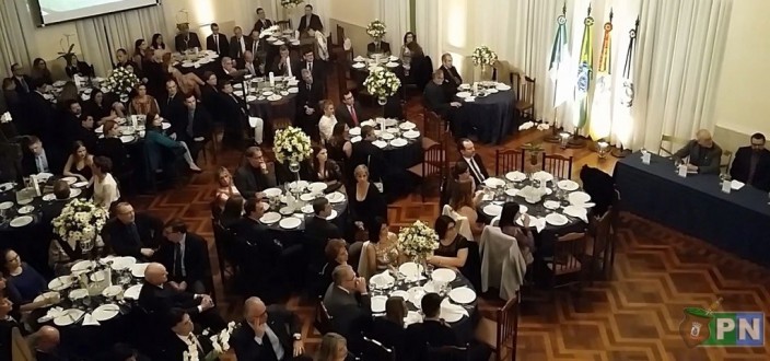 ANIVERS�RIO DE 173 ANOS DA C�MARA DO COM�RCIO FOI COMEMORADO COM JANTAR E HOMENAGENS