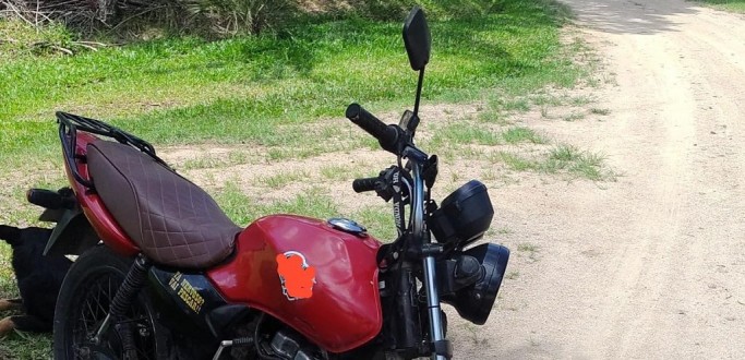 HOMEM  PRESO AO SER FLAGRADO CIRCULANDO EM MOTO COM PLACA CLONADA, EM SLS