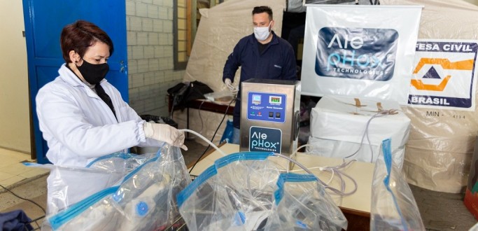 PE�AS DOADAS PARA A CAMPANHA DO AGASALHO PASSAM POR PROCESSO PARA ELIMINAR V�RUS E BACT�RIAS