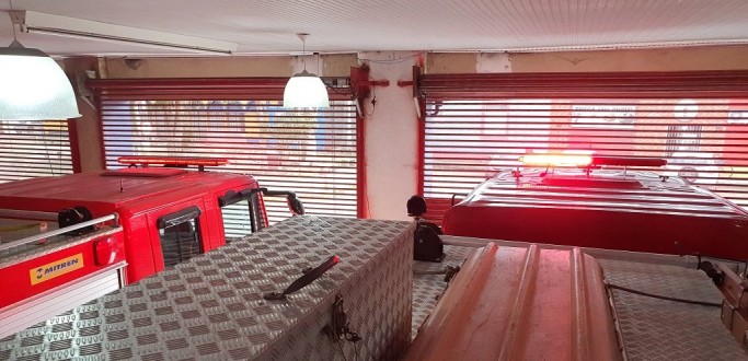 CASA � DESTRU�DA EM INC�NDIO NO BAIRRO GUARIDA, EM S�O JOS� DO NORTE