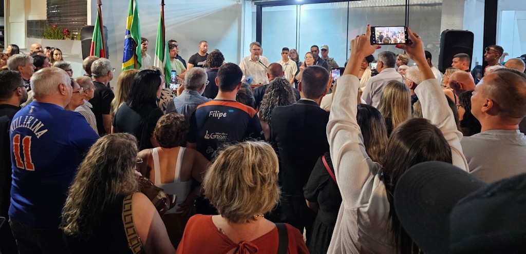 ARENA FARYDO SALOMO  REINAUGURADA COM PROGRAMAO ESPORTIVA DIVERSIFICADA