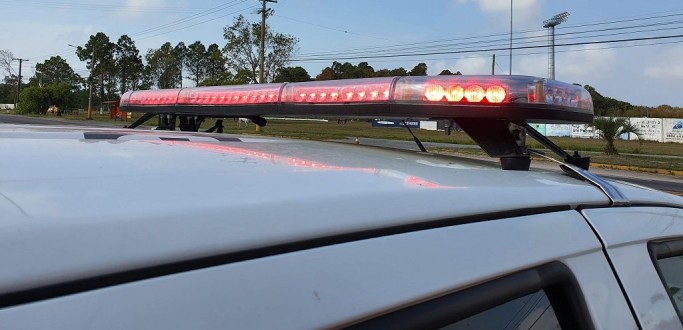 2 BRBM ATENDE OCORRNCIA DE HOMICDIO NA ERS 734, EM RIO GRANDE