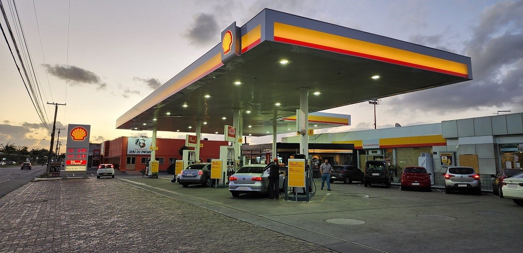 PROMOÇÃO UNIDOS COM A SELEÇÃO SORTEARÁ VALES-COMPRA PARA CLIENTES DO POSTO UNIDOS