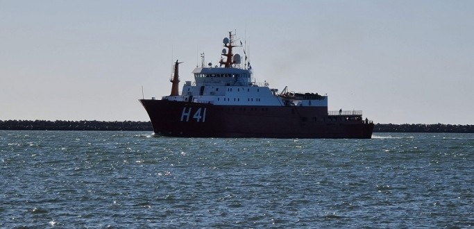 CHEGADA DO NAVIO ALMIRANTE MAXIMIANO MARCA O INCIO DE MAIS UMA OPERANTAR