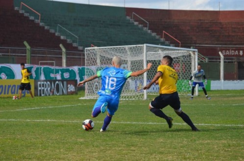 EMPATE SEM GOLS EM JOGO-TREINO NA LINHA DO PARQUE