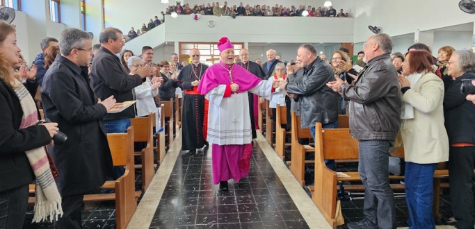 MISSA DE POSSE DE DOM JORGE PIEROZAN - CONFIRA AO VIVO