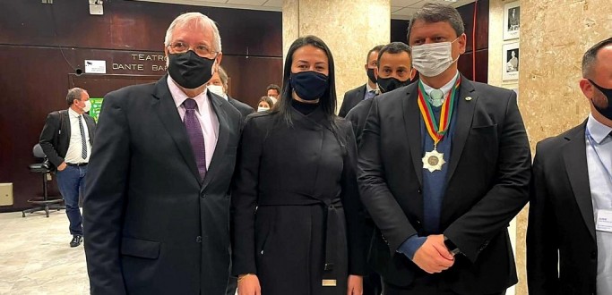 CDL ENTREGA DEMANDA DA PONTE ENTRE RG/SJN AO MINISTRO DA INFRAESTRUTURA