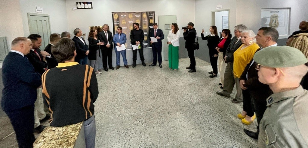 OAB INAUGURA PRIMEIRO PARLATÓRIO VIRTUAL DO RS EM RG