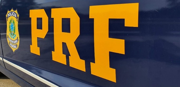 UMA PESSOA MORRE E OUTRAS SEIS FICAM FERIDAS EM ACIDENTE NA BR 293, EM CAPO DO LEO