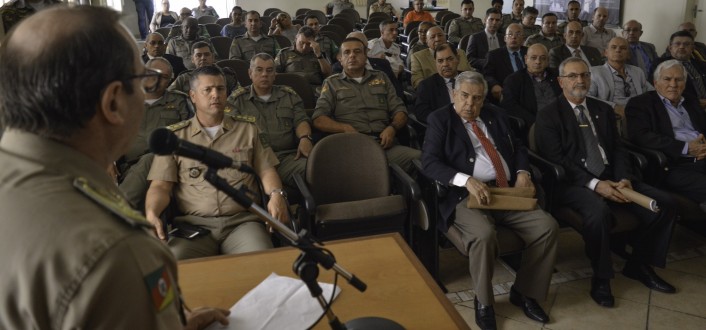 PROJETO AVANTE SNIOR DA BRIGADA MILITAR UTILIZA EXPERINCIA DE POLICIAIS DA RESERVA