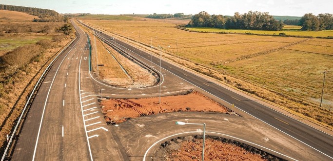 DNIT ENTREGA MAIS 8,7 KM DUPLICADOS DA BR-116 NESTA SEXTA-FEIRA