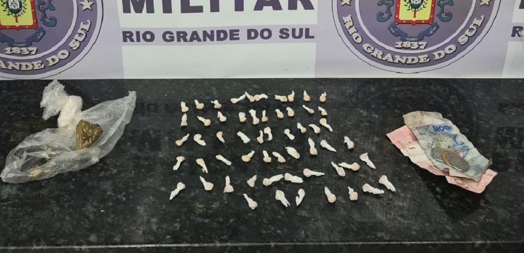 FORA TTICA PRENDE HOMEM POR TRFICO NA BARRA NOVA