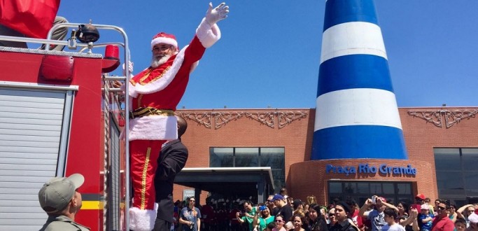 FAM�LIA NOEL CHEGA NESTA SEXTA NO SHOPPING PRA�A RIO GRANDE