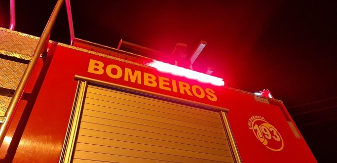 GALPO DE PROPRIEDADE NO BOLAXA  PARCIALMENTE DESTRUDO POR INCNDIO