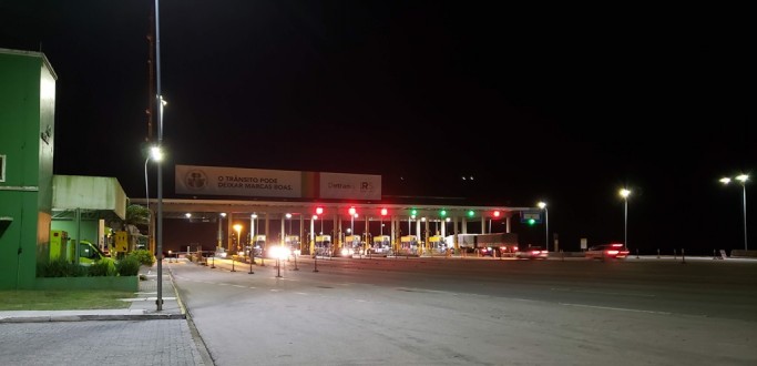 1,4 MIL VE�CULOS PASSAM PELO PED�GIO DO CAP�O SECO DURANTE PICO DO MOVIMENTO DE RETORNO DO FERIADO DE ANO NOVO