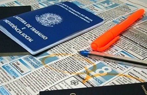 MEDO DO DESEMPREGO  O MAIS ALTO EM 17 ANOS