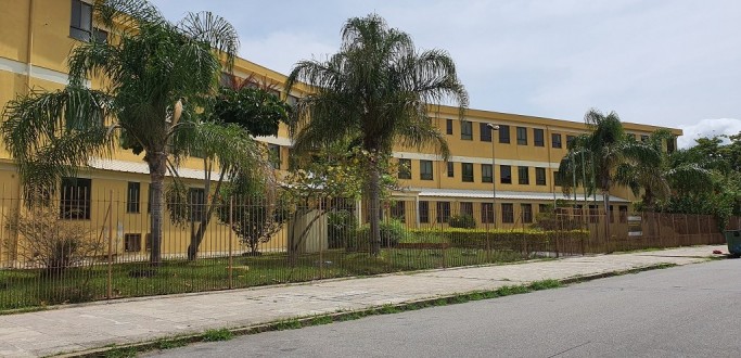 DECRETO MUNICIPAL PRORROGA SUSPENS�O DAS AULAS AT� 31 DE JULHO