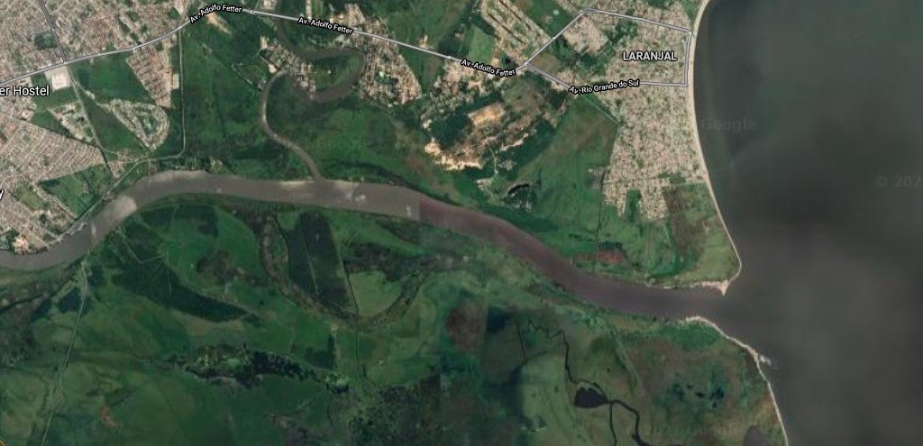 CORPO DE HOMEM  LOCALIZADO S MARGENS DO CANAL SO GONALO, EM PELOTAS