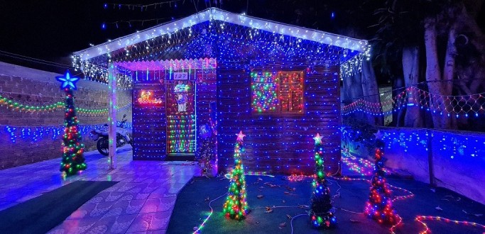 FAM�LIA DE RG MANT�M VIVO E ILUMINADO O ESP�RITO DO NATAL