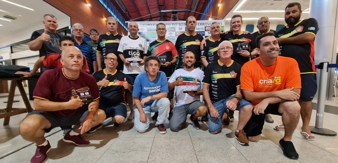 TORNEIO DE FUTEBOL DE BOTO NO PRAA SHOPPING HOMENAGEIA OS 287 ANOS DA CIDADE DO RIO GRANDE