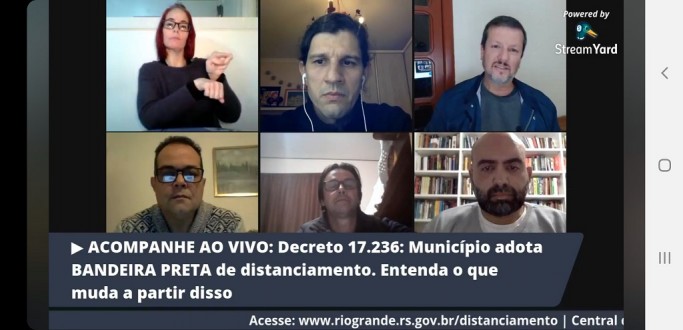 PREFEITO ASSINA DECRETO QUE REGULAMENTA BANDEIRA PRETA NO MUNIC�PIO