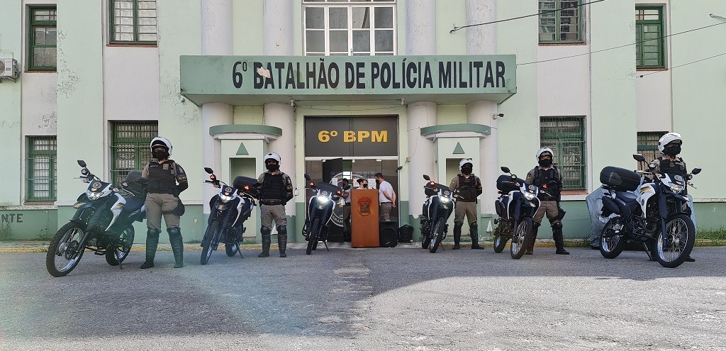 ROCAM DO 6 BPM RECEBE SEIS MOTOS ZERO QUILMETRO