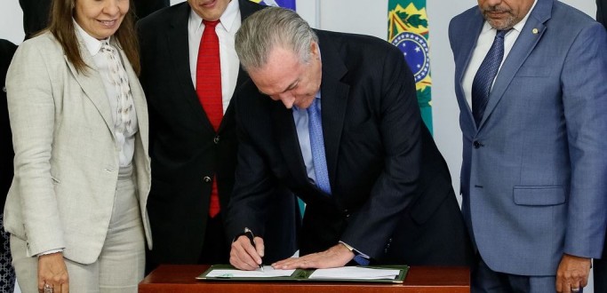 DECRETO QUE FACILITA DOAO DE RGOS  PUBLICADO NO DIRIO OFICIAL