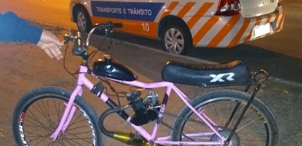 SECRETARIA DE TRNSITO DE PELOTAS RECOLHE CICLOMOTORES, SONS AUTOMOTIVOS E MOTOCICLETAS EM AO CONJUNTA