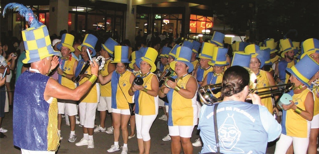 SHOPPING PRAÇA RIO GRANDE PROMOVE DESFILES DE CARNAVAL