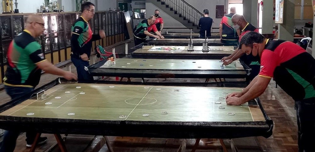 FIM DE SEMANA DO PRAA TEM FUTEBOL DE BOTO E CINEMA POR R$ 10