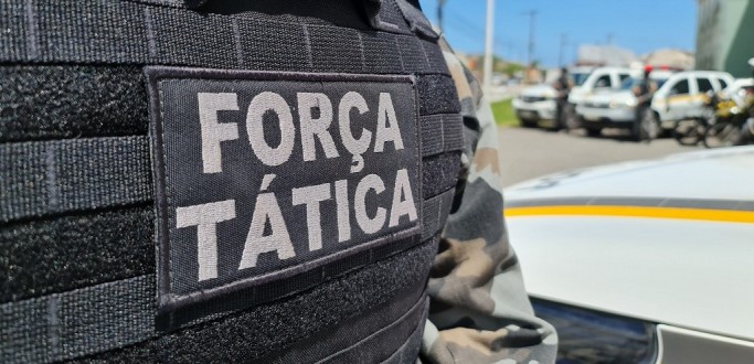 BANDIDOS ASSALTAM ESTABELECIMENTO NO BGV E NA FUGA SO SURPREENDIDOS PELA ROCAM E FORA TTICA 