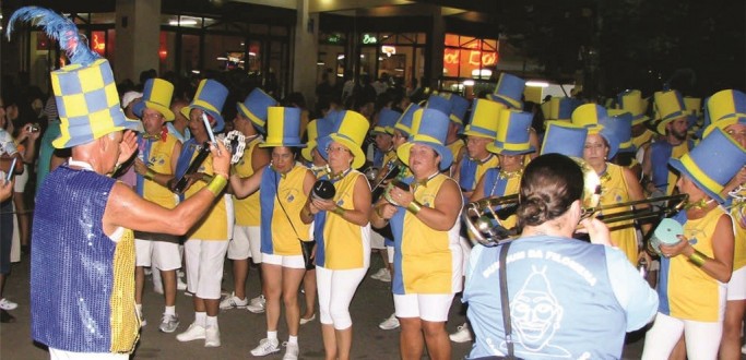 SHOPPING PRA�A RIO GRANDE PROMOVE DESFILES DE CARNAVAL