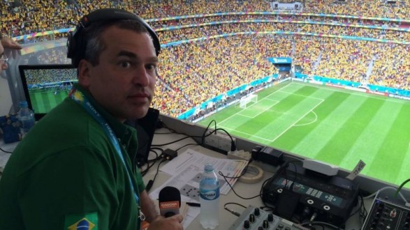 PAPAREIA NEWS ENTREVISTA: CONHE�A A HIST�RIA DE LEONARDO ACOSTA