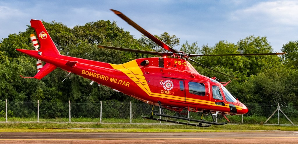 ESTADO ENTREGA O PRIMEIRO HELICPTERO DA HISTRIA DO CBMRS