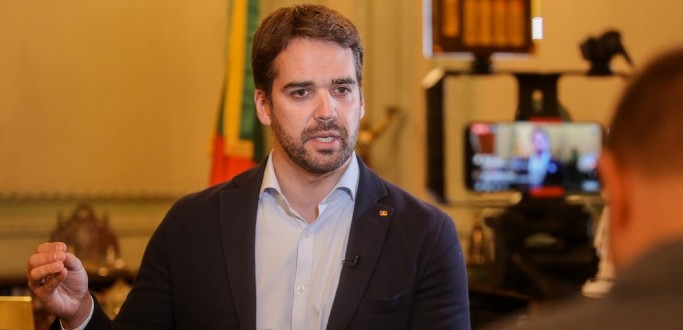 GOVERNO DETERMINA FECHAMENTO DO COM�RCIO AT� 15 DE ABRIL EM TODO O ESTADO