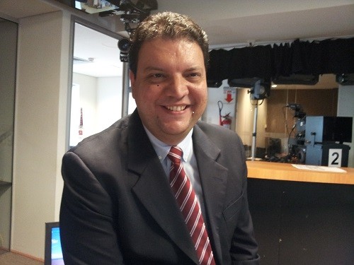 DA LOCUO DO TURFE AOS DOMINGOS PARA O TIME DE NARRADORES DA GACHA