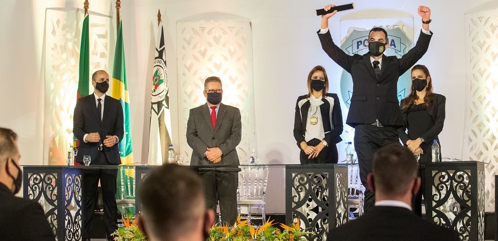 RS GANHA REFORO DE 131 ESCRIVES E 126 INSPETORES DA POLCIA CIVIL