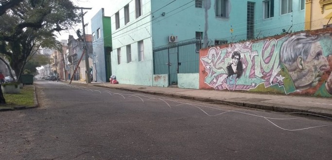 COMERCIANTES E MORADORES SOFREM COM O FURTO DE FIOS NA ZONA CENTRAL